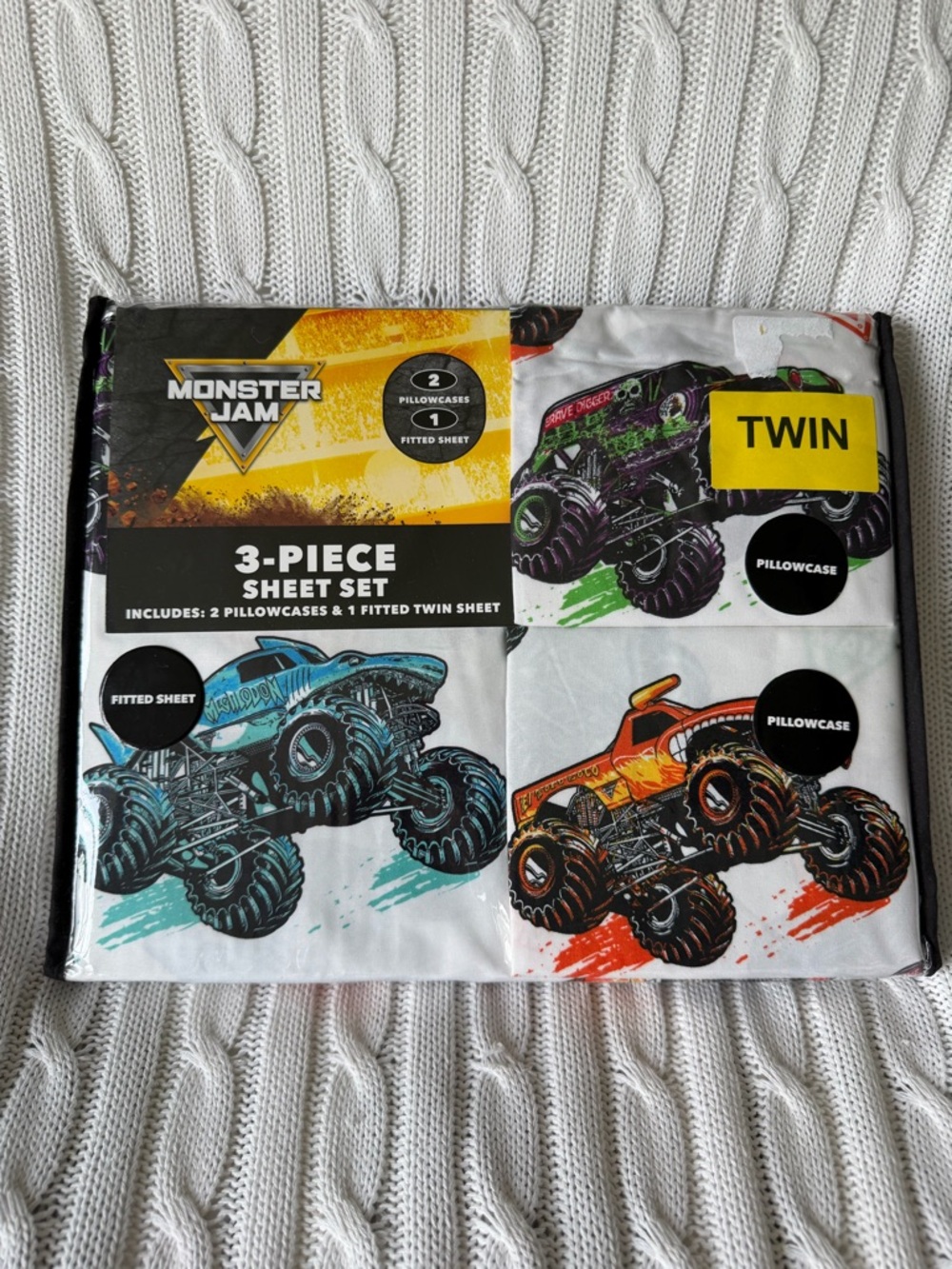 Monster Jam Sheet Set Twin Bedding NEW Toro Loco Megalodon Grave Digger Trucks